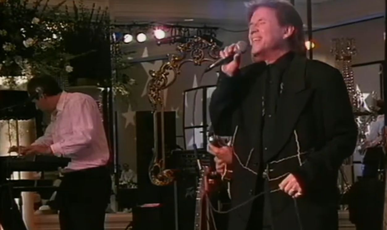 Screenshot from Poetry in Motion, Liberty Records (1960)