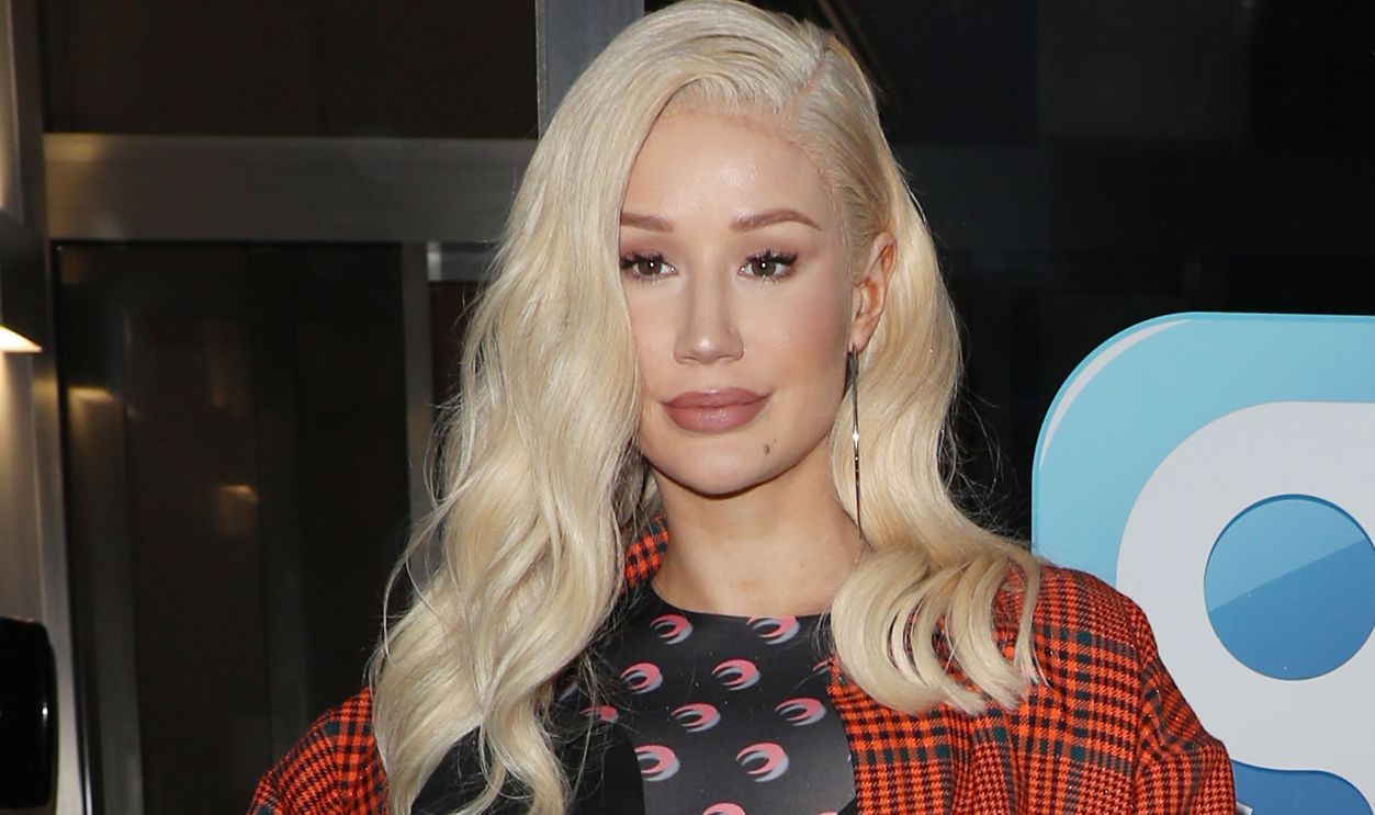  Iggy Azalea arriving at Capital Radio studios on November 25, 2019 in London, England. 
