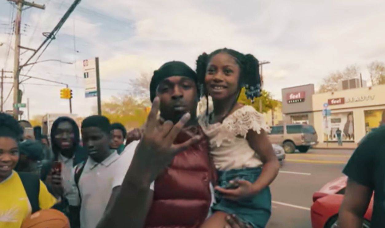 Screenshot from Welcome to the Party (2019)