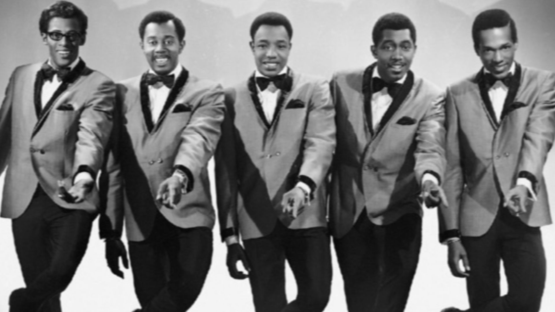 File:The Temptations 1968.JPG