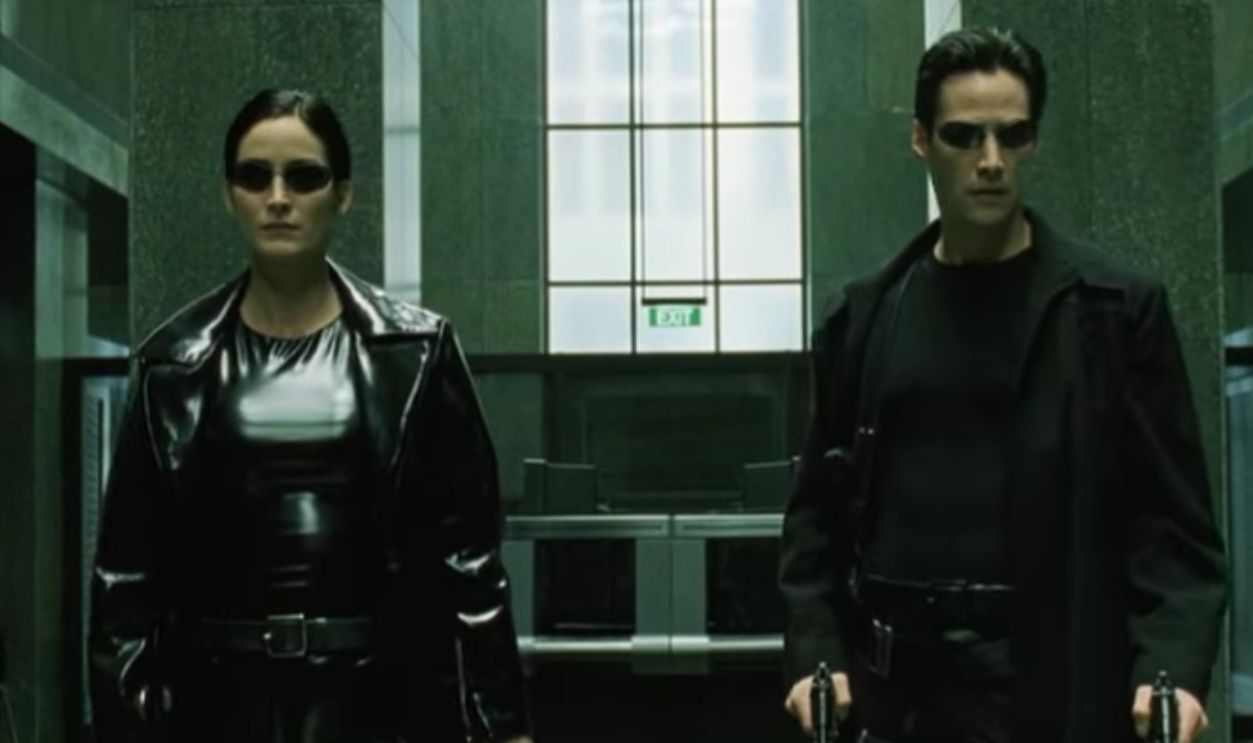 Screenshot from The Matrix (1999)