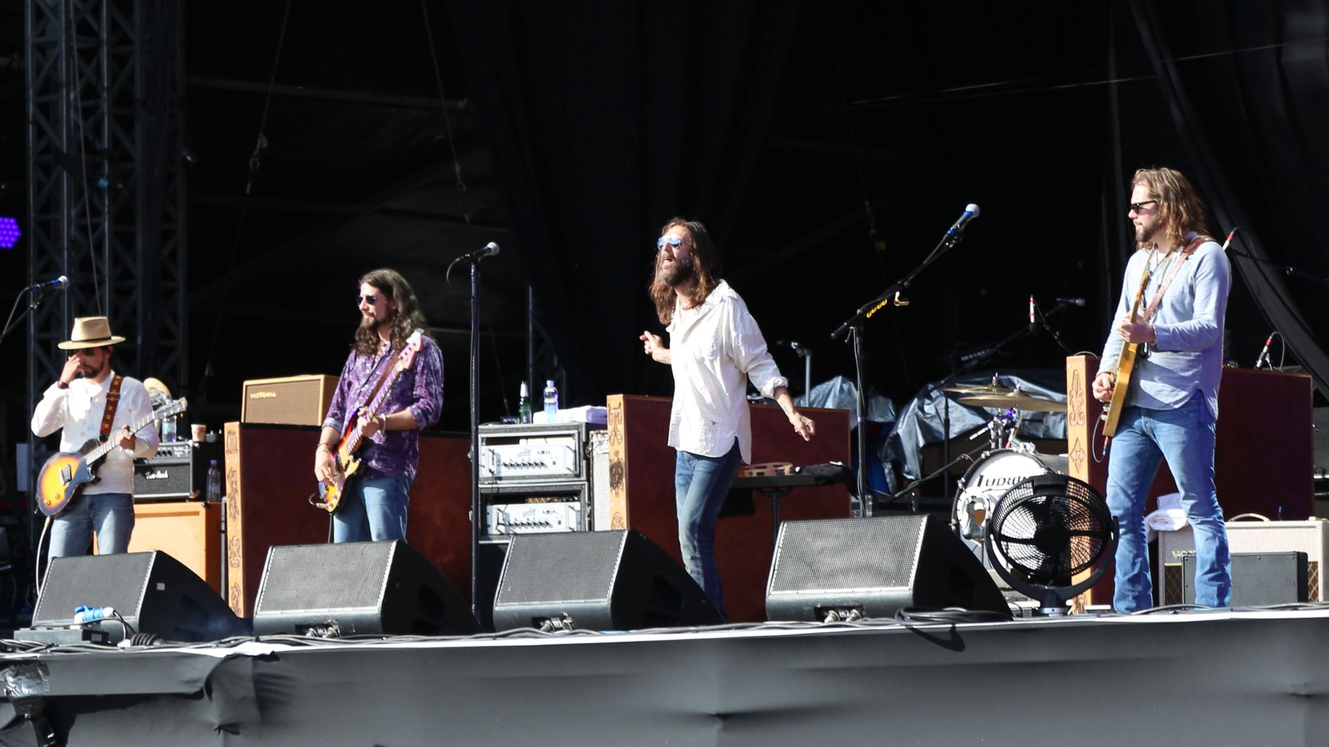 File:The Black Crowes 13 - 9191319972.jpg