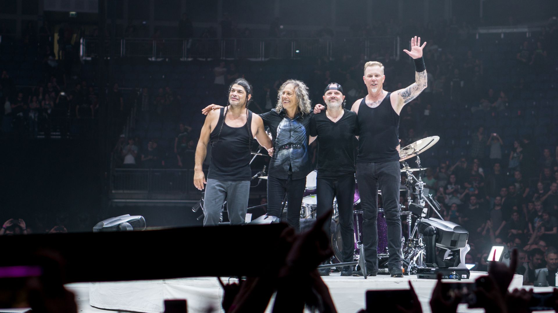 File:Metallica - The O2 - Tuesday 24th October 2017 MetallicaO2241017-67 (37955260666).jpg