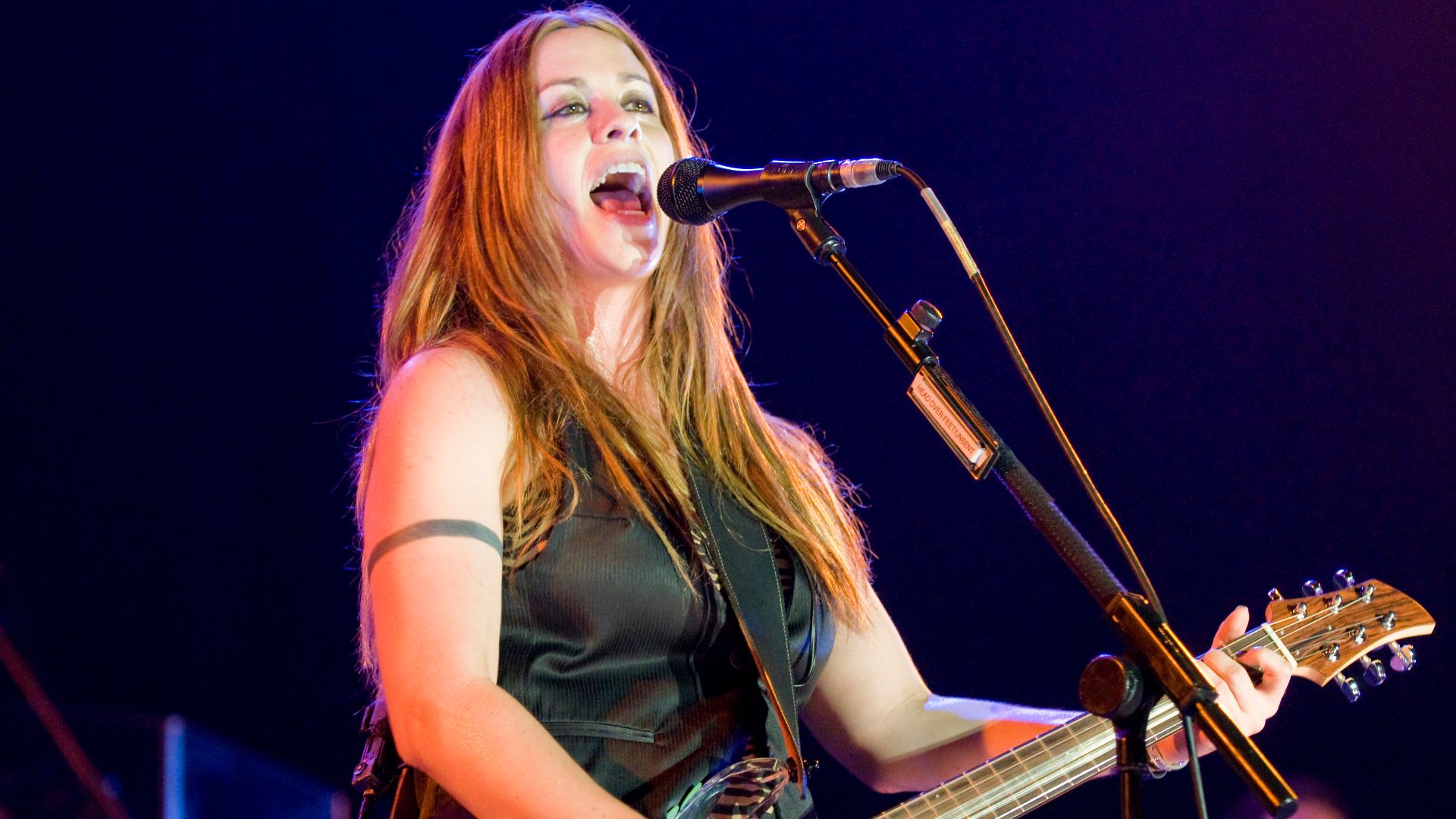 File:Alanis Morissette at Espacio Movistar 2.jpg