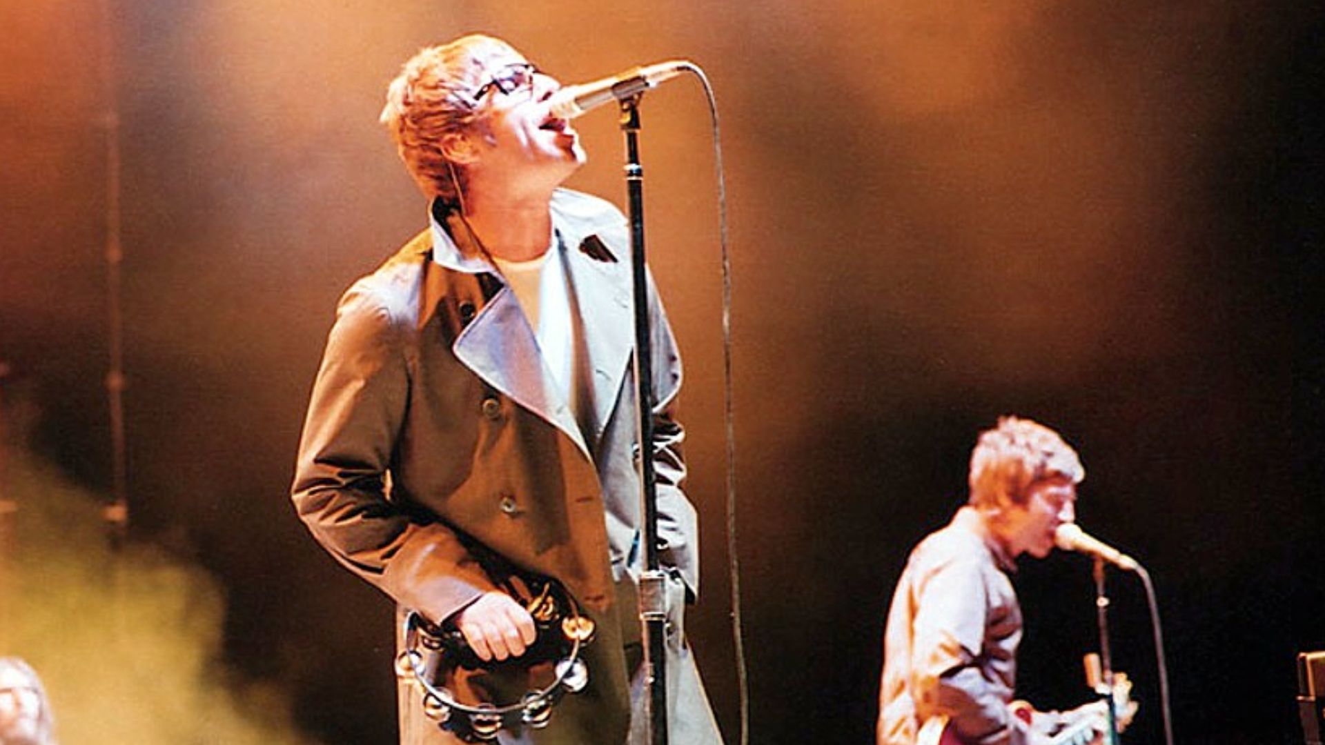 File:Oasis Noel and Liam 2005.jpg
