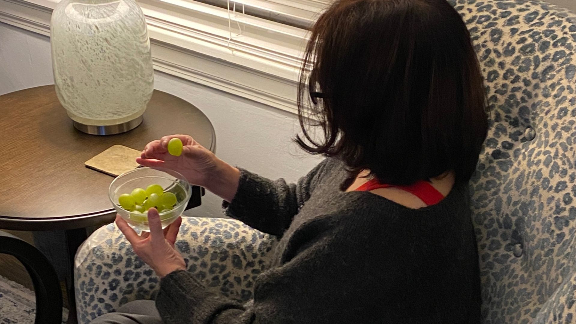 File:12 lucky grapes.jpg