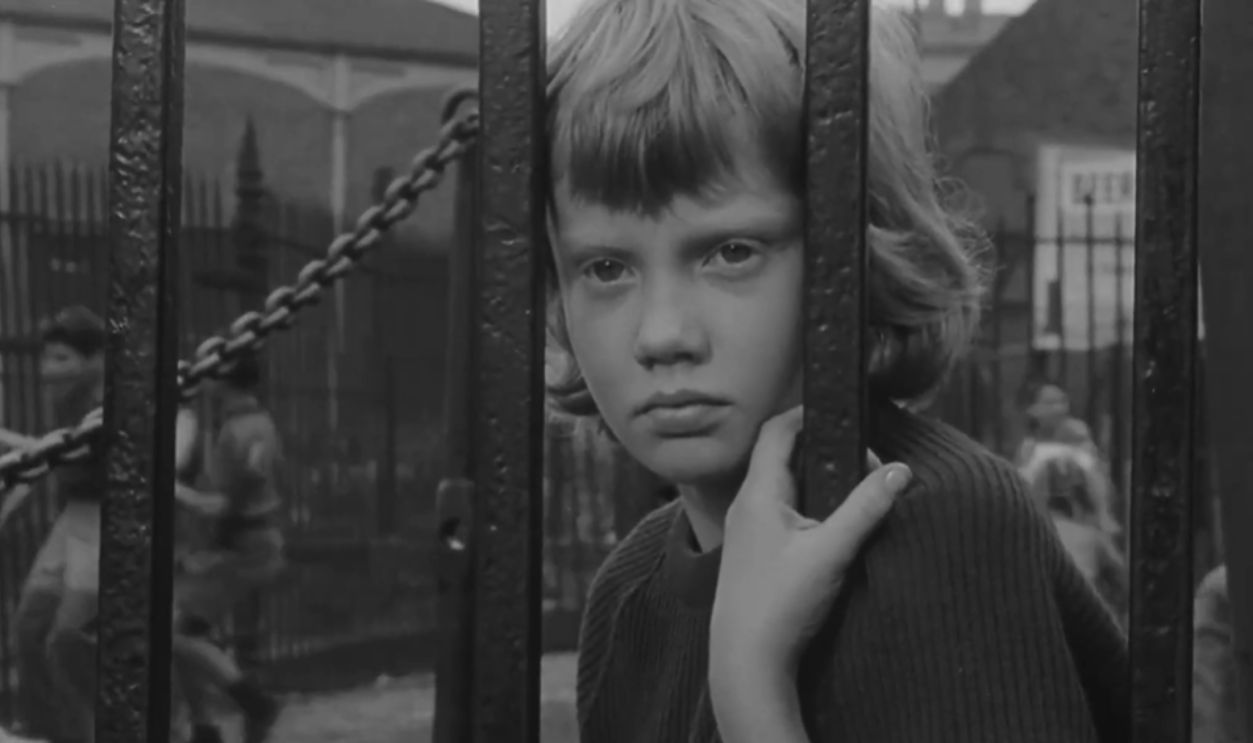 Screenshot from Tiger Bay, J. Arthur Rank Organisation (1959)