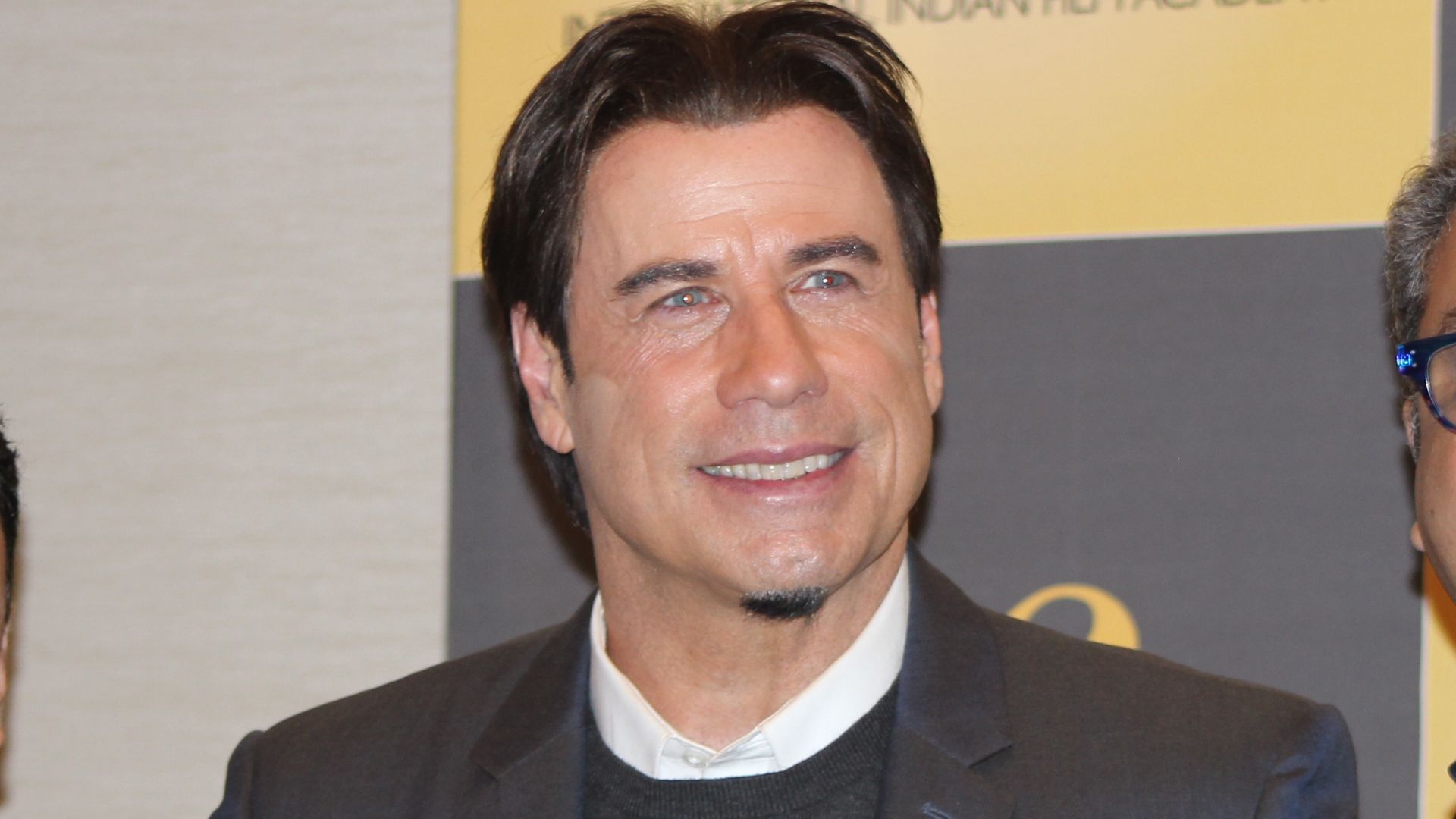 File:IIFA-2014-Tampa-TATAMotorsIIFAAwards-GreenCarpet (134).jpg