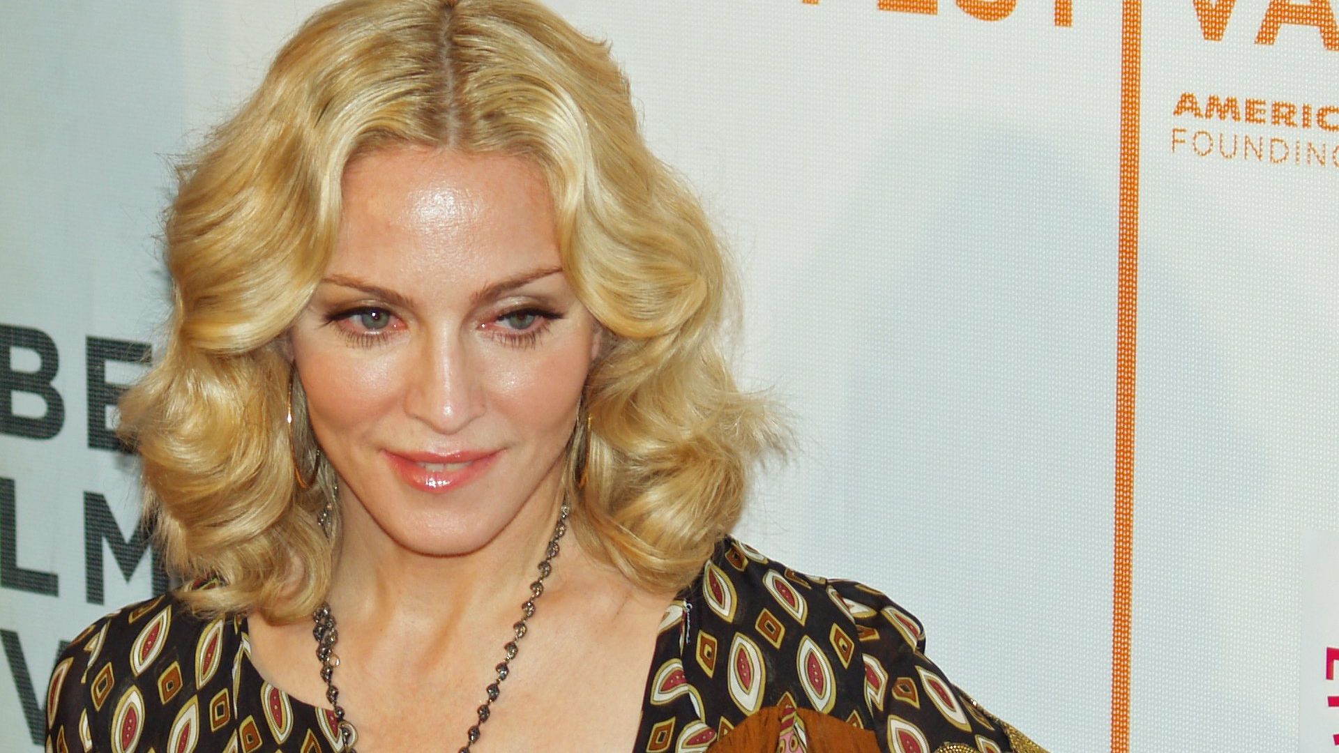 File:Madonna 2 by David ShankboneRec.jpg