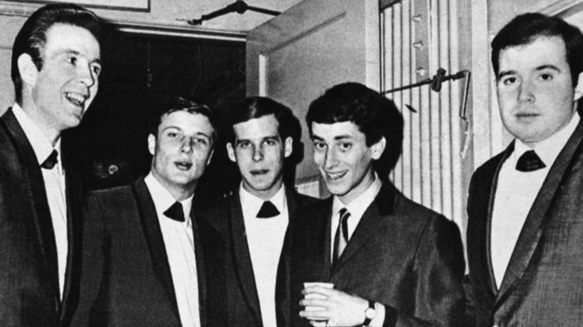 File:Gary Lewis & the Playboys 1966.png