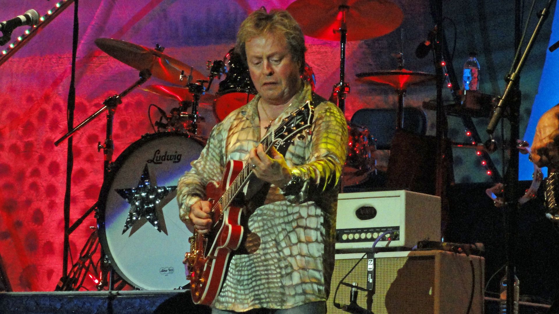 File:Rick Derringer 20110624.jpg