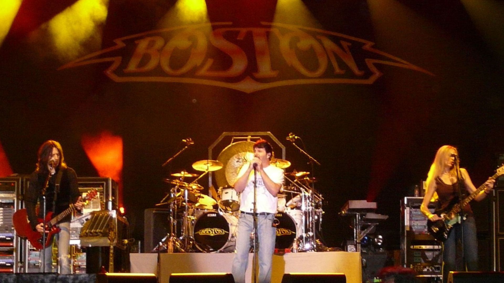 File:Boston (band) - 2008 at the Grand Casino in Hinckley.jpg