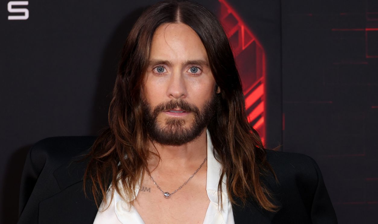 2239236675 Jared Leto - Intro