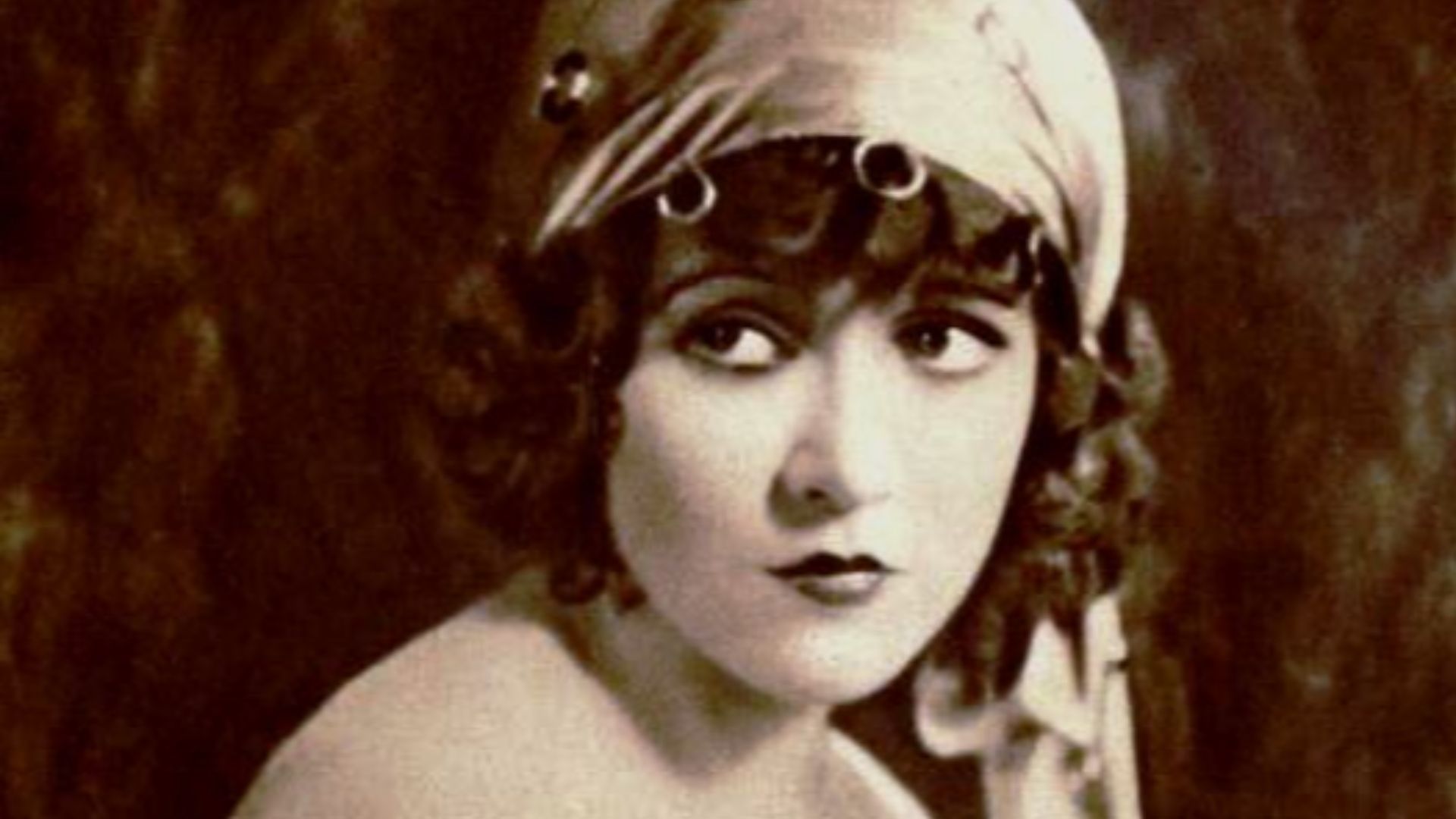 File:Marie Prevost - Jun 3 1922 MW.jpg