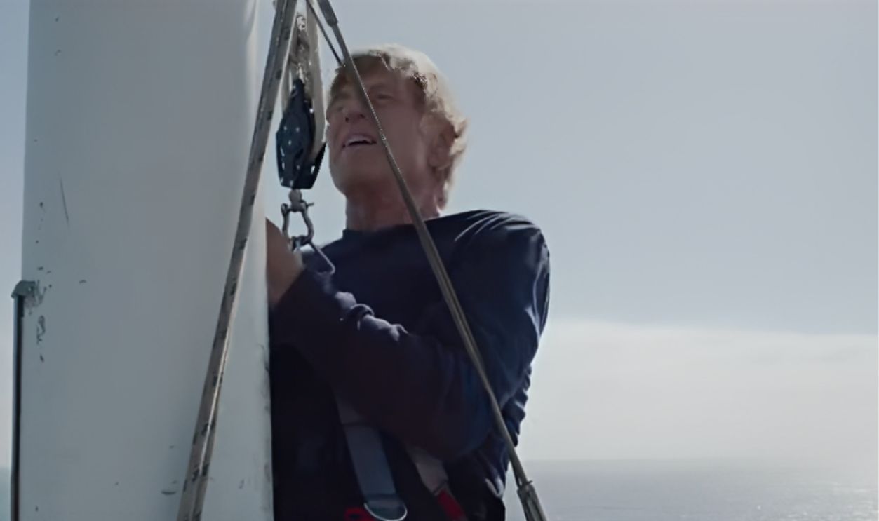 ​Screenshot from All Is Lost (2013)