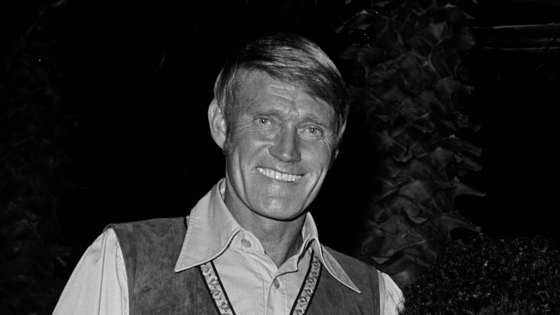 File:Berry Gordy with his daughters and Chuck Connors.jpg