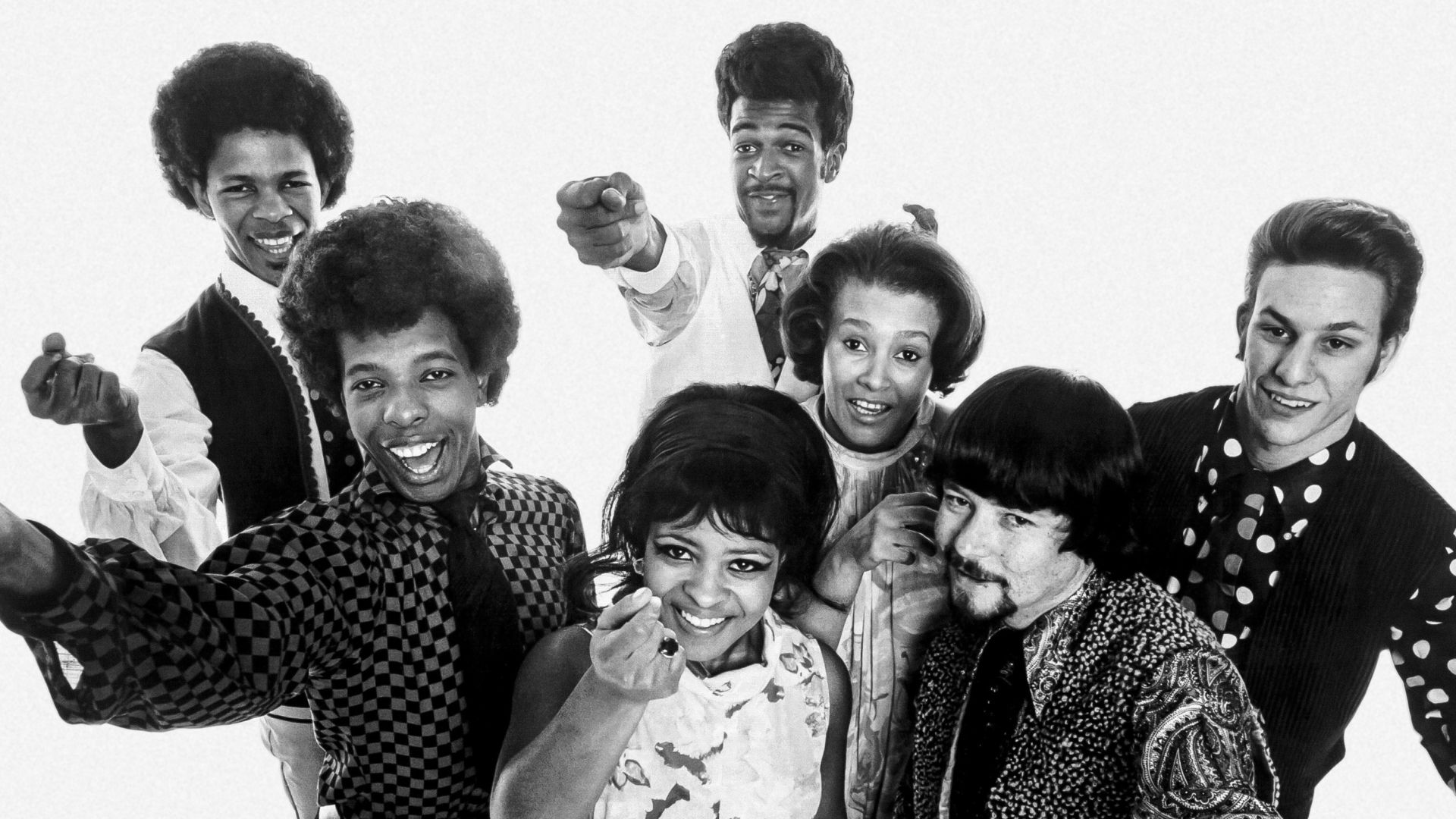 File:Sly and the Family Stone (1968 publicity photo).jpg