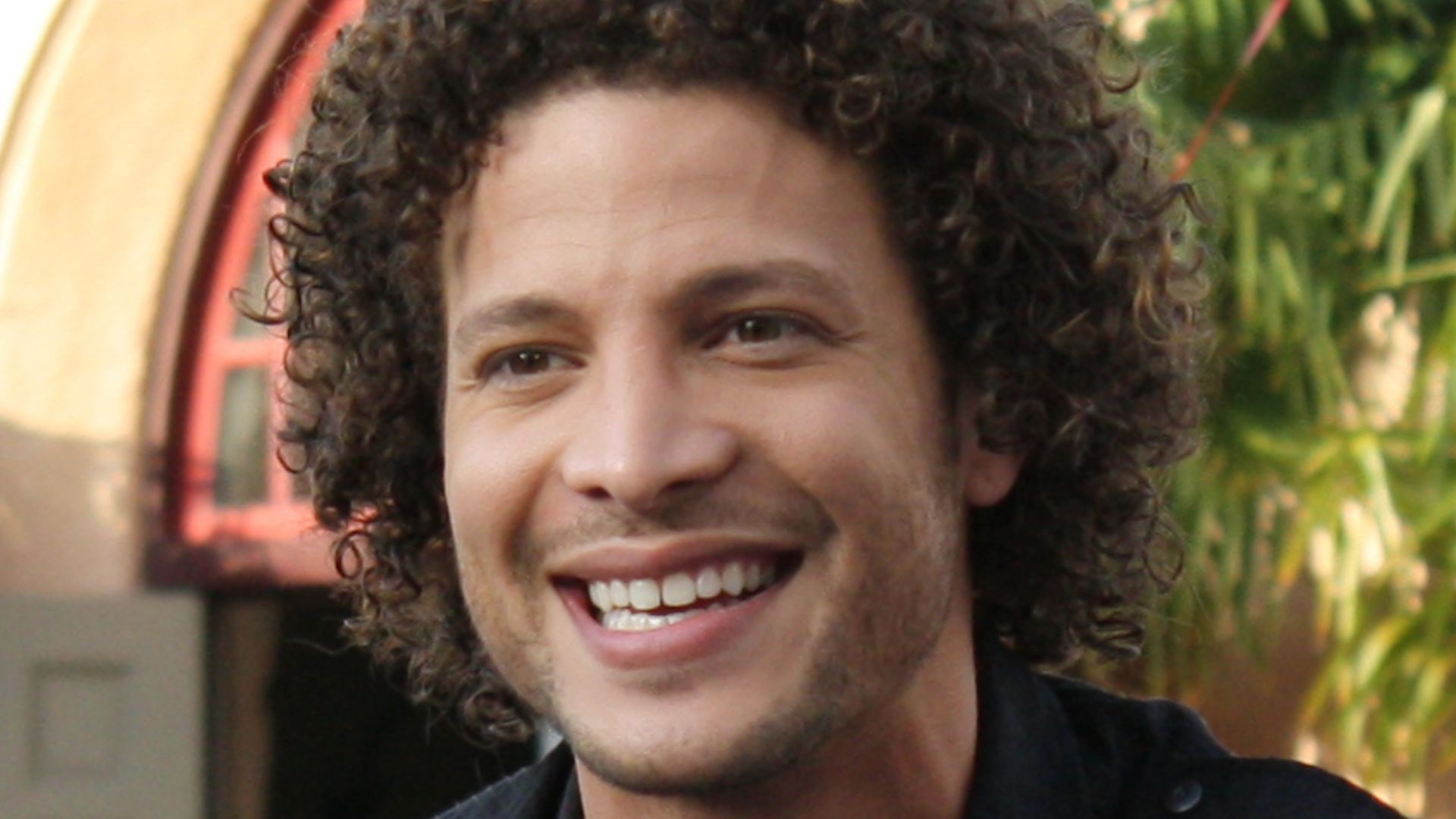 File:Justin Guarini.jpg