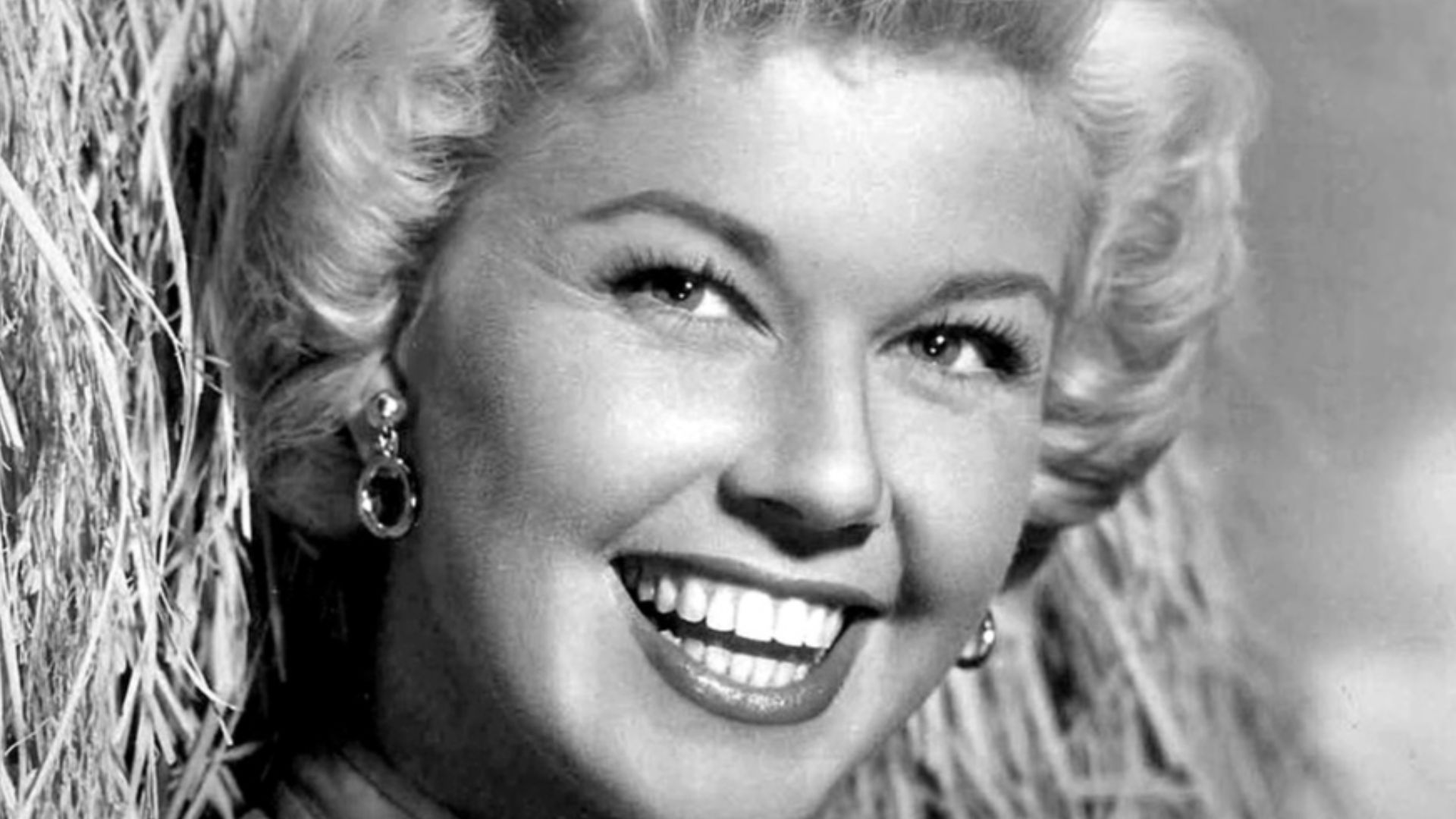 File:Doris Day - 1957.JPG
