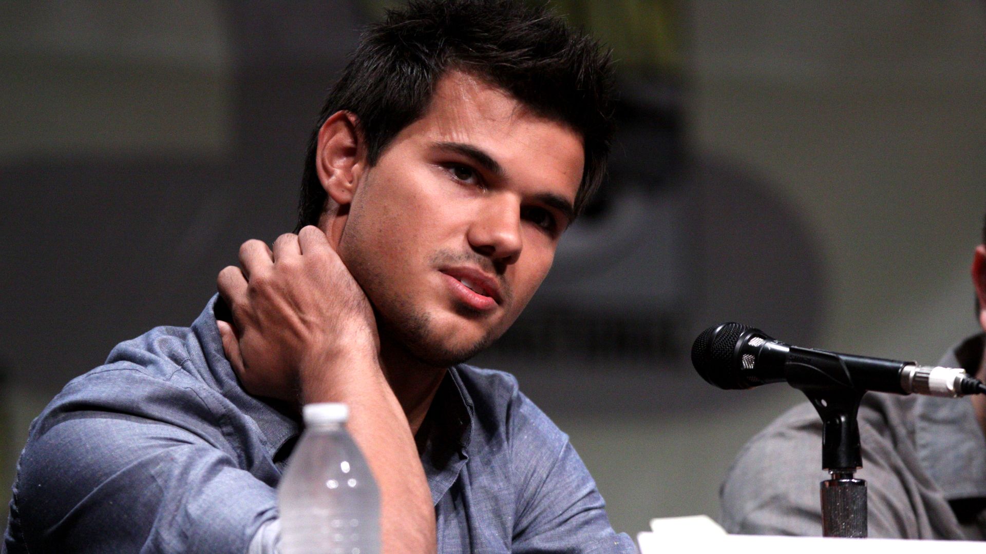File:Taylor Lautner (7585864708).jpg