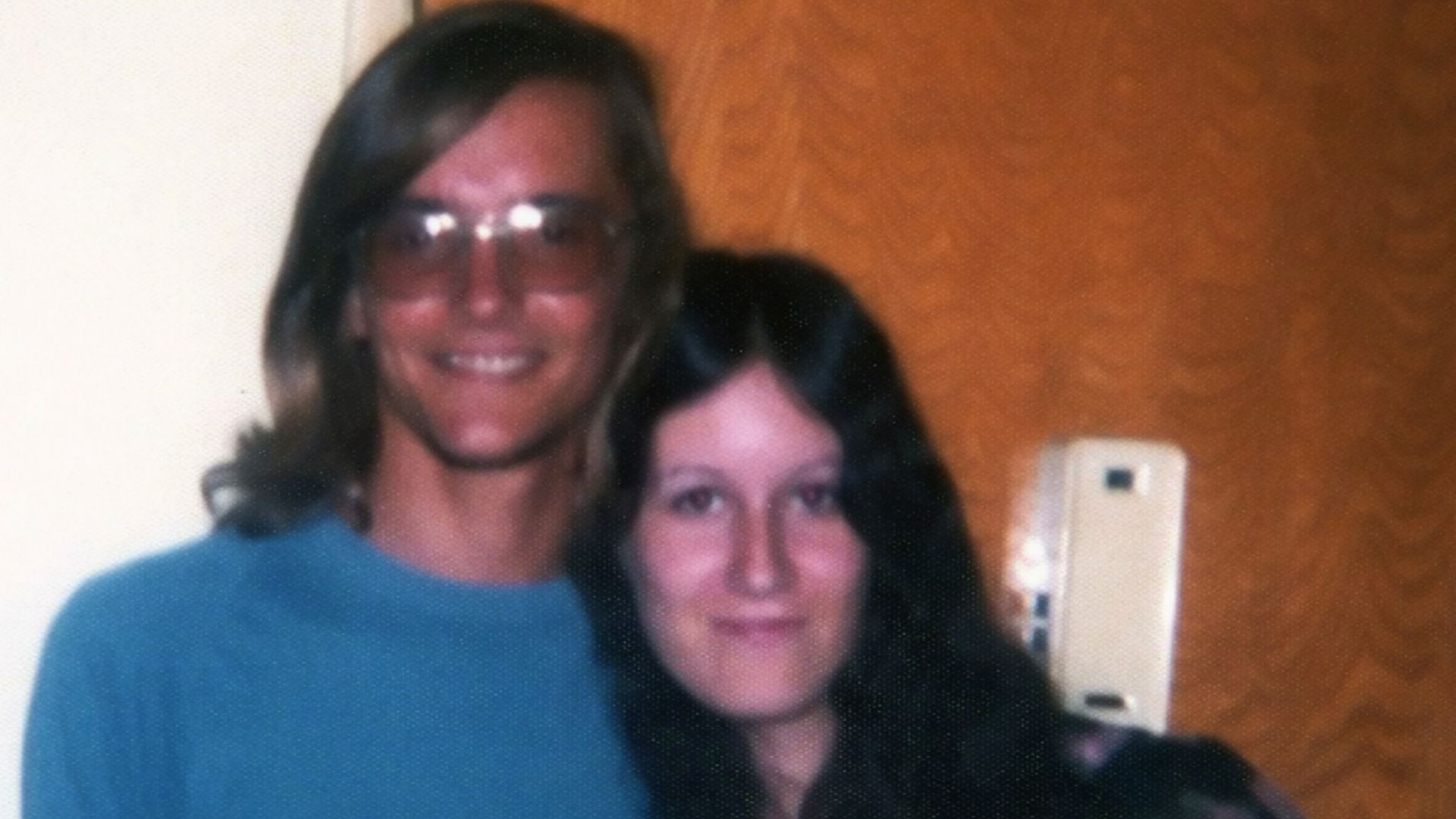File:Teenage couple 1975.jpg