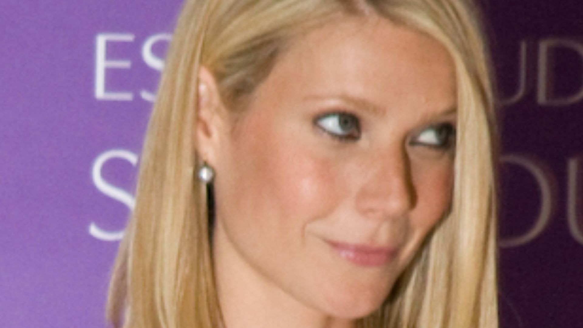 File:Gwyneth Paltrow 2008.jpg
