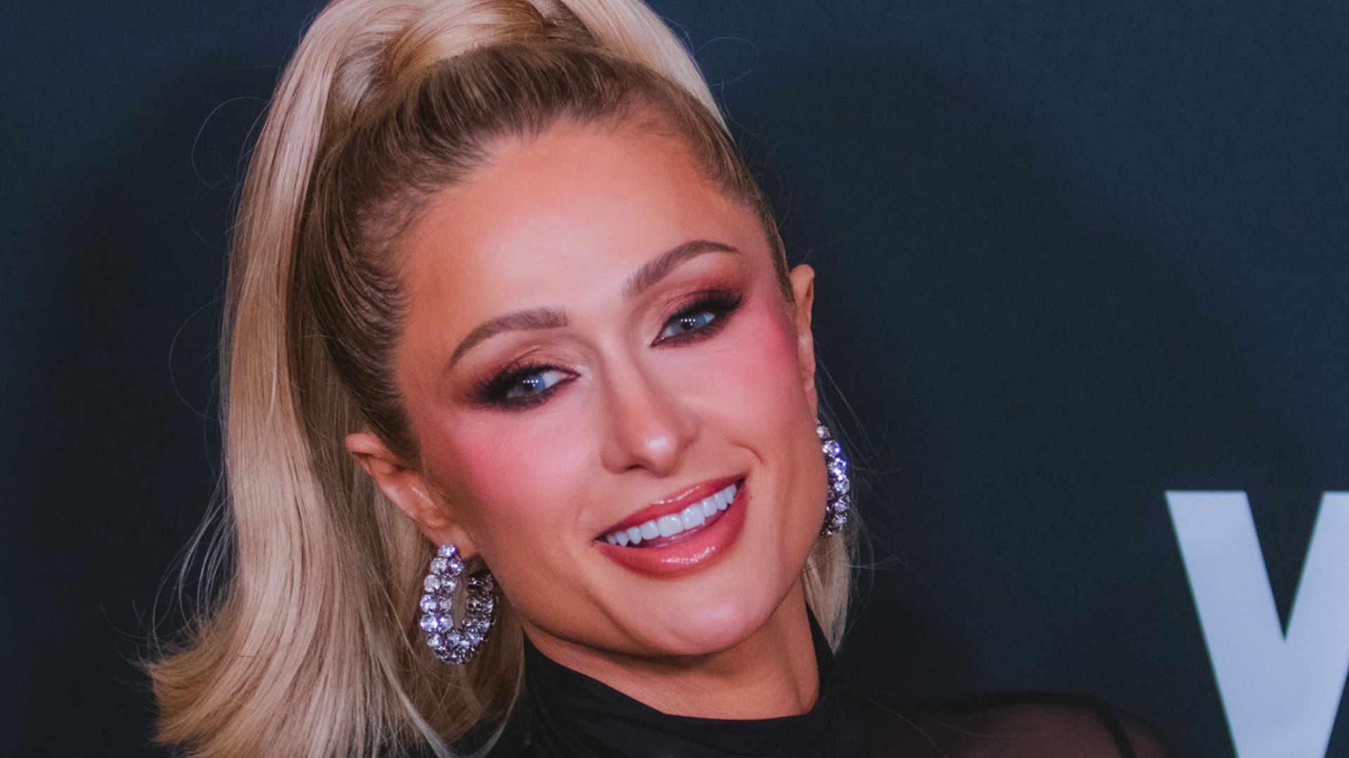 File:Paris Hilton at WWD Style Awards 2026.jpg