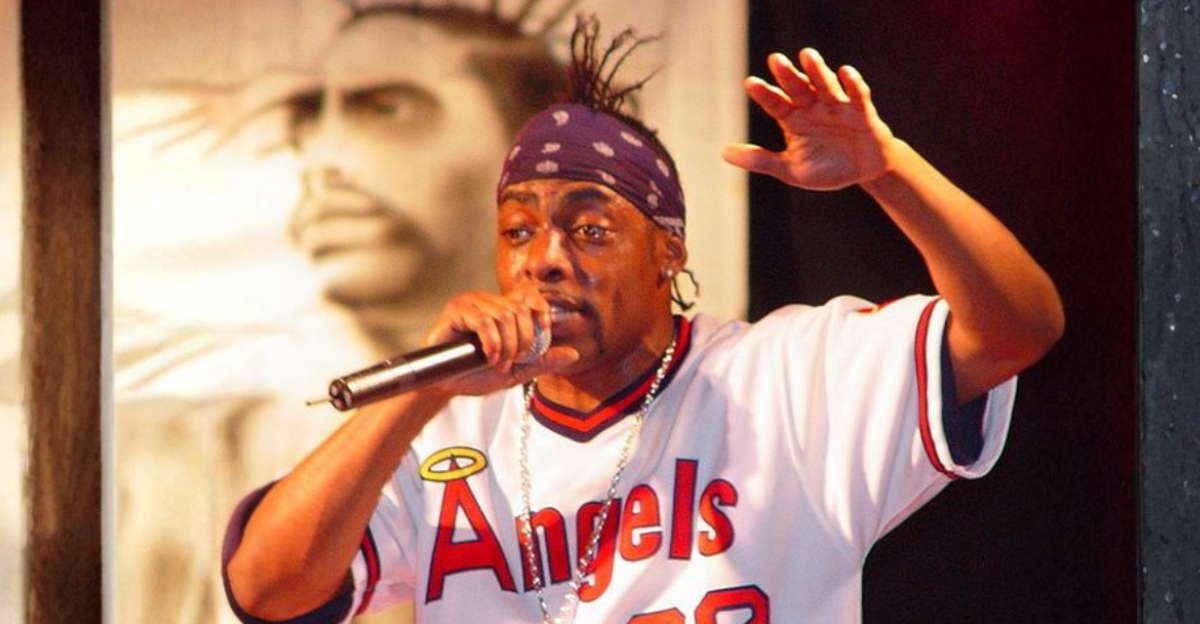 Coolio performing for US military Task Force Eagle SFOR XV