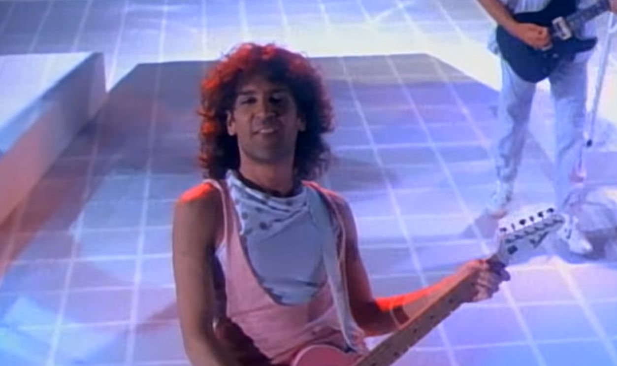 Screenshot from Rock Me Tonite, Billy Squier, Capitol Records (1984)
