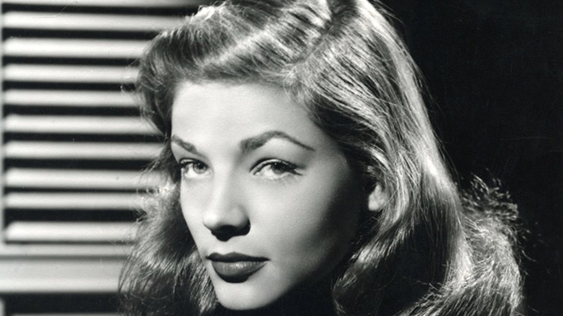 File:Lauren Bacall 1945 press photo.jpg