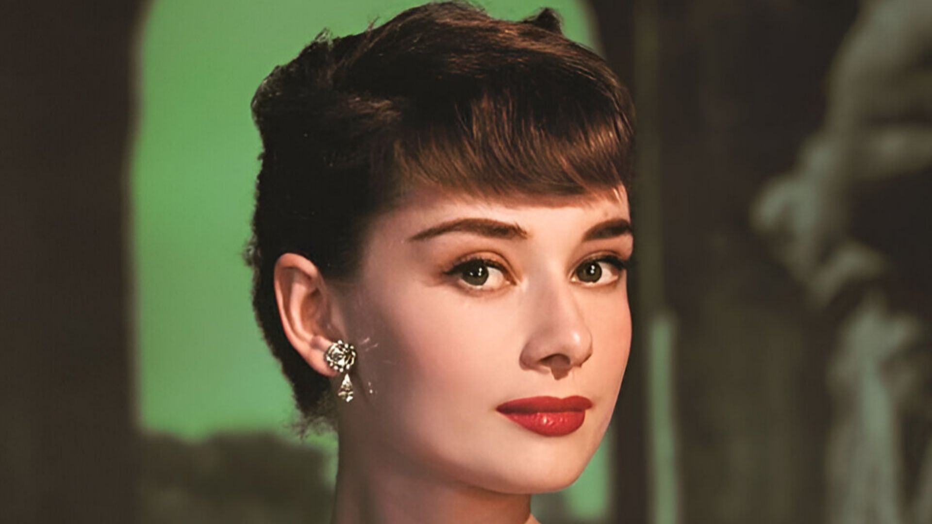 File:AudreyKHepburn.jpg
