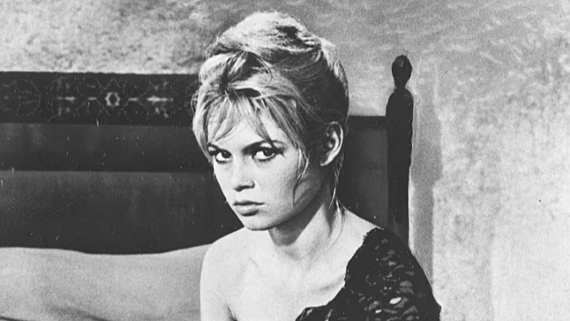 File:Brigitte Bardot - The Sacramento Union (1958).png