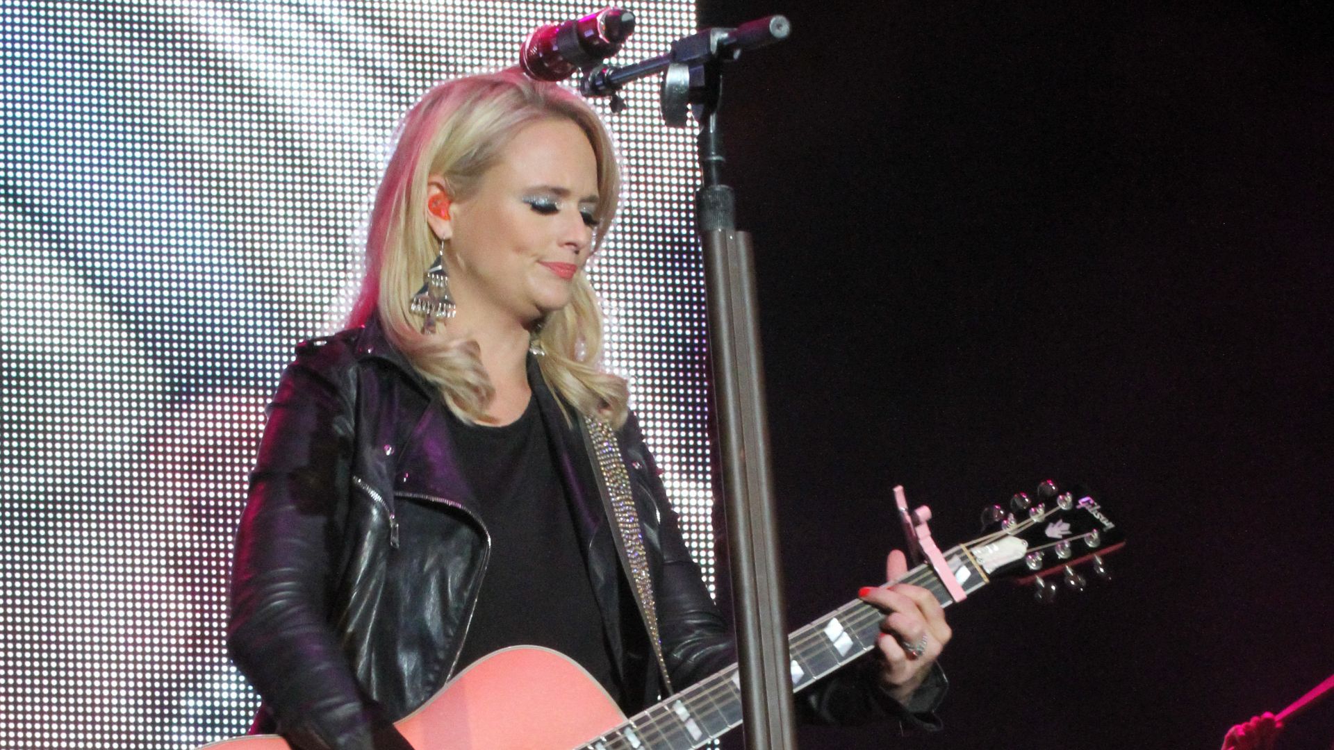 File:Miranda Lambert Boots & Hearts 2013 (9942637485).jpg