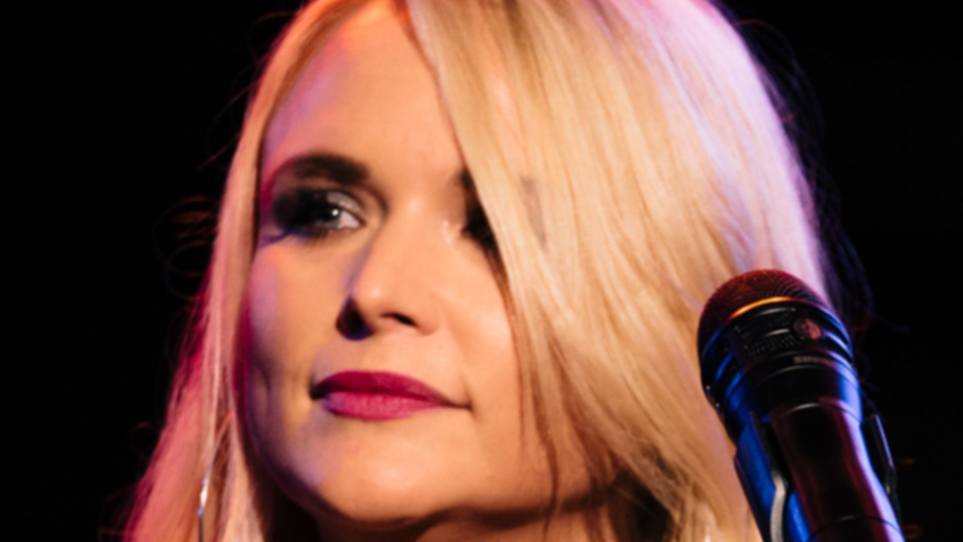 File:Miranda-Lambert-Bandwagon-Tour-2019.jpg
