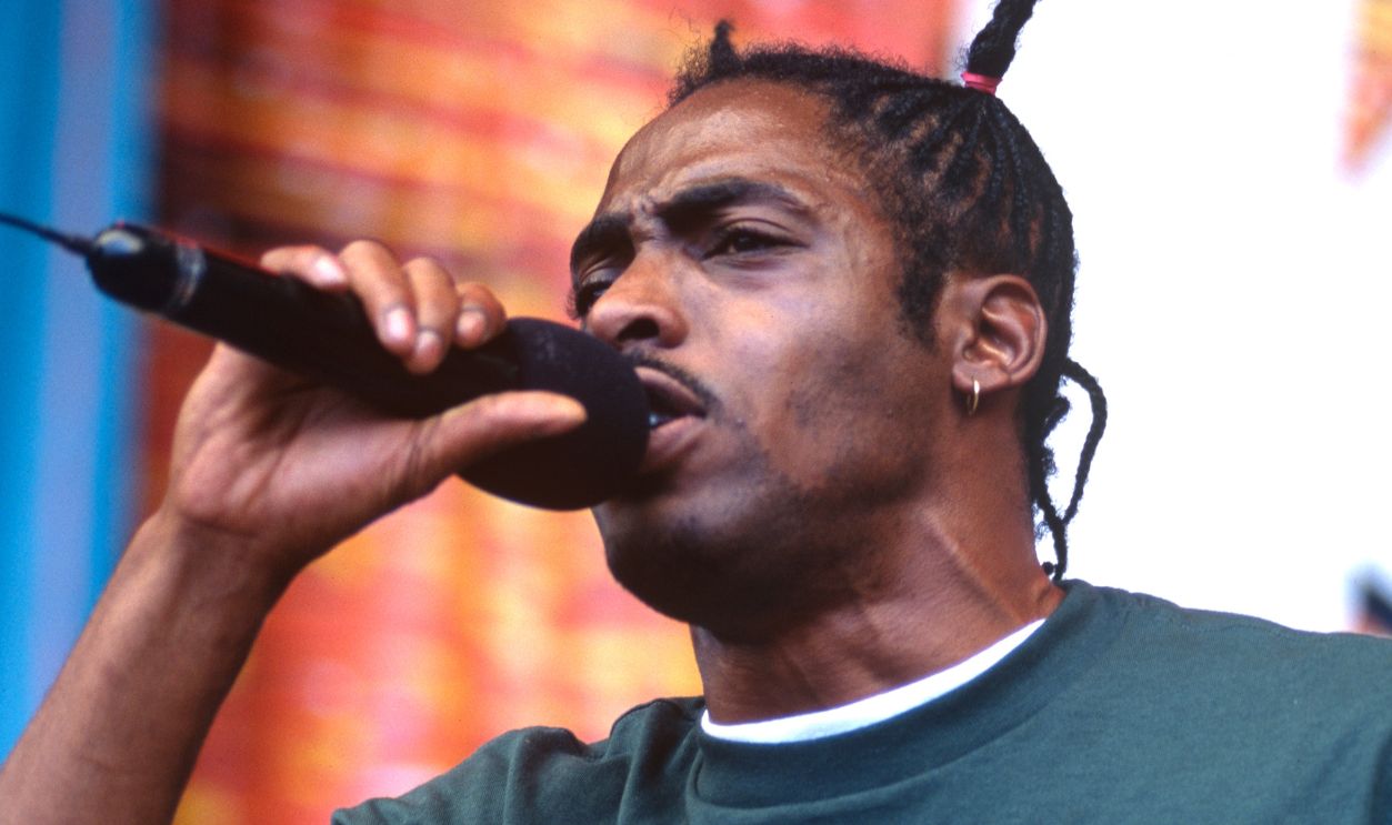 Coolio performs during KMEL Summer Jam at Shoreline Amphitheatre on August 11, 1995 in Mountain View, California.