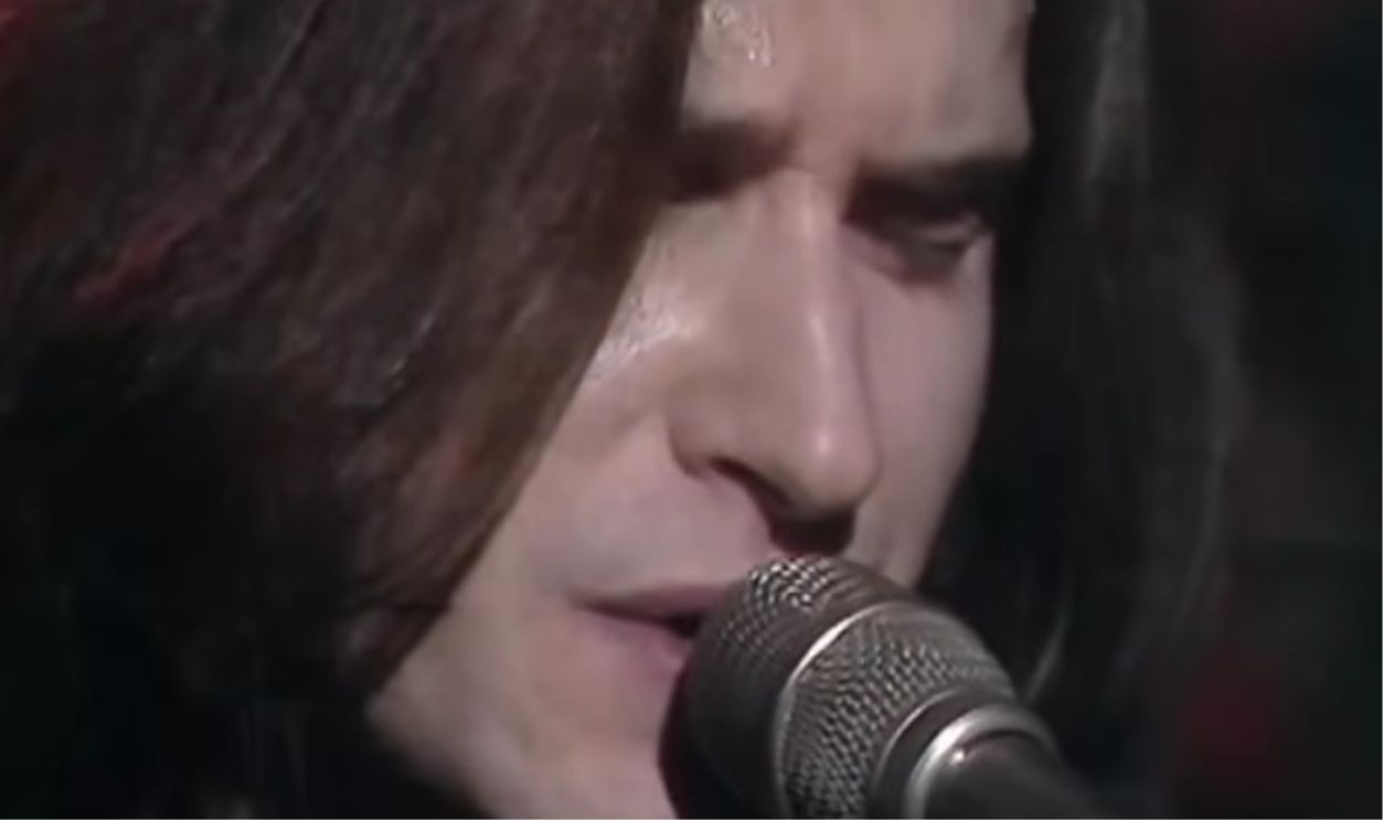 Screenshot from Waterloo Sunset (1967)