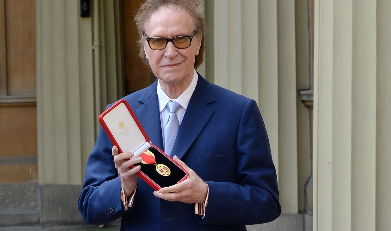654024696 Sir Ray Davies