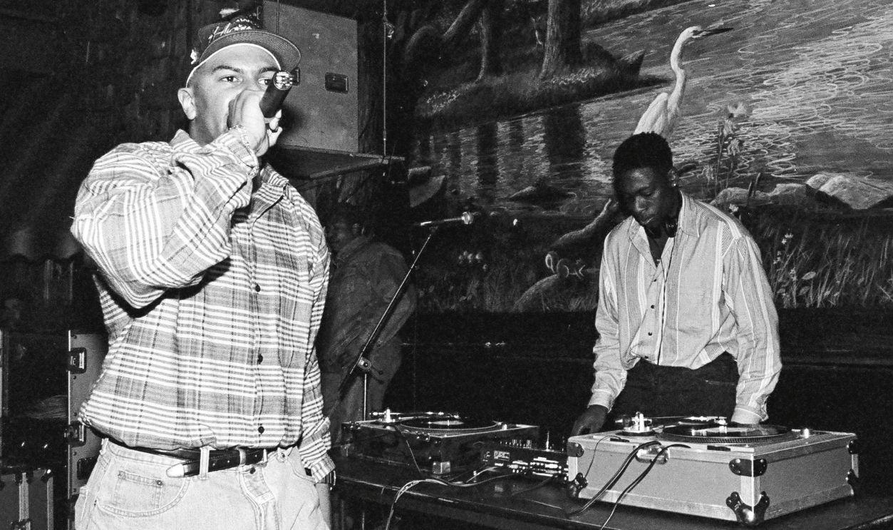 American Rapper CL Smooth (born Corey Penn) (left) and DJ Pete Rock (born Peter Phillips), performing as the duo Pete Rock & CL Smooth, during a concert at Wetlands Preserve, New York, New York, May 7, 1992.