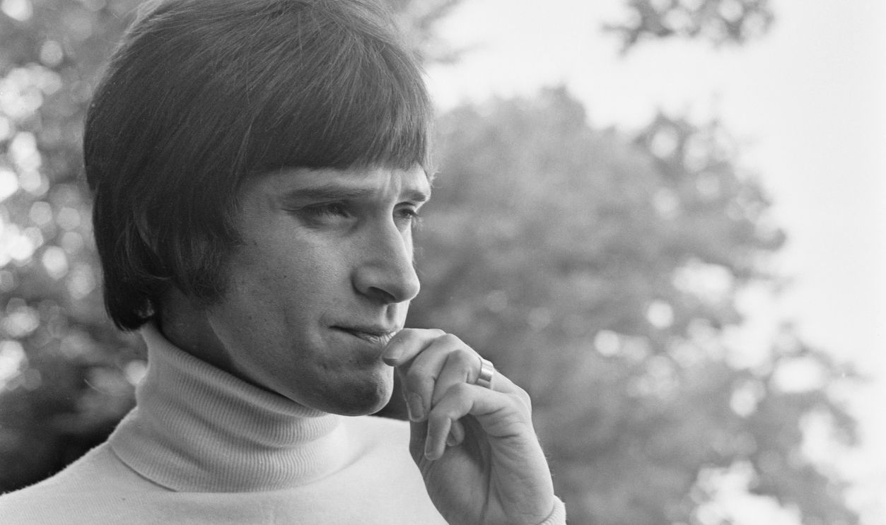 1281887655 Ray Davies