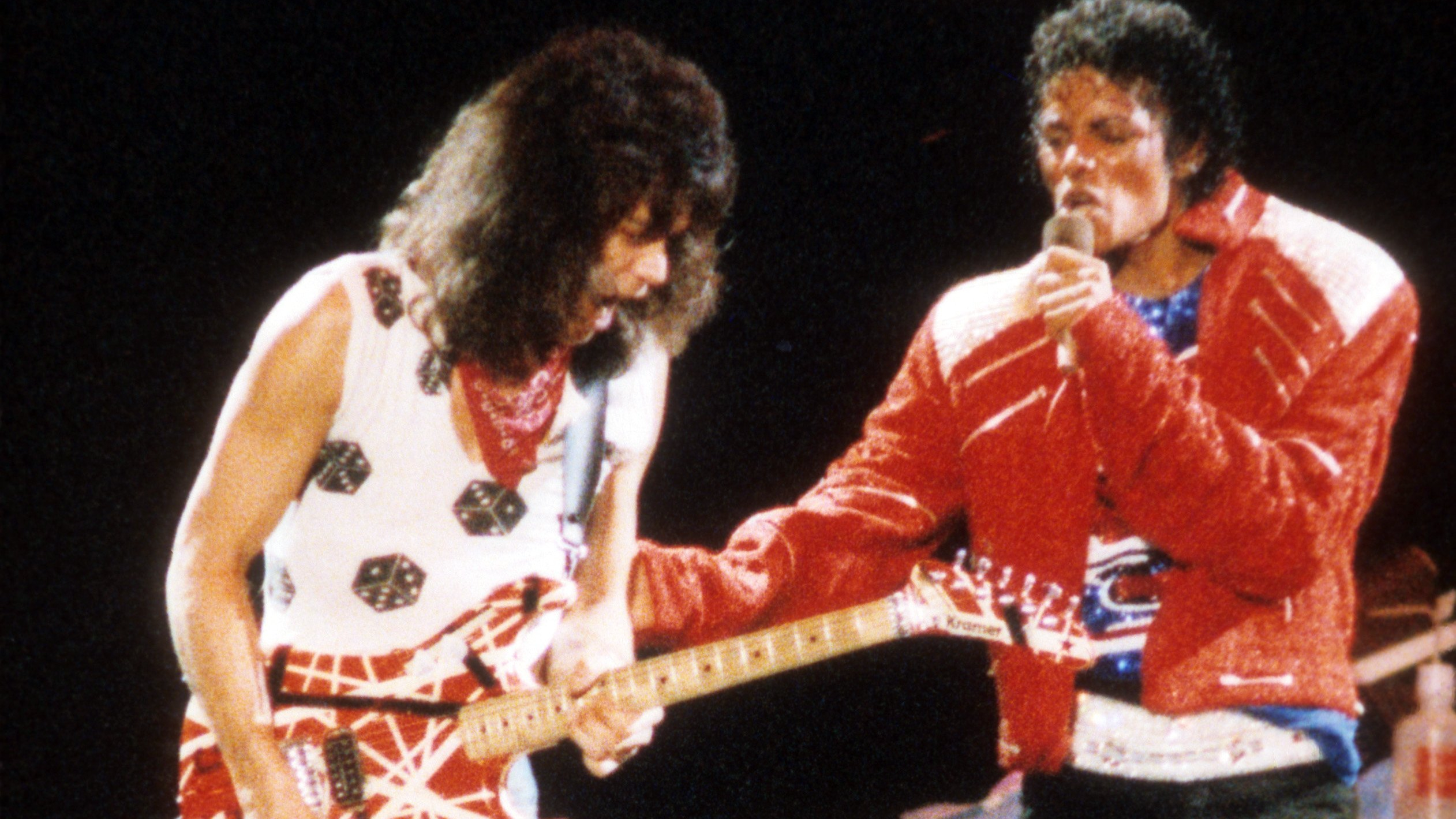 Guitarist Van Halen Joins Pop Star Jackson To Perform 'Beat It'