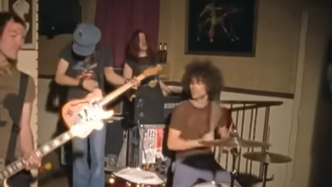 Screenshot from Bohemian Like You, The Dandy Warhols, Capitol Records (2000)