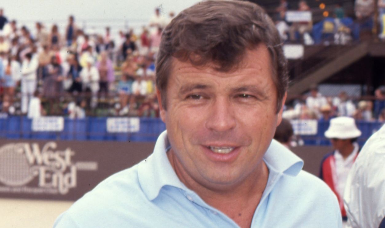 Actror Tom Laughlin attends SAG and AFTRA Actors On Strike in circa 1980 in Los Angeles, California. 