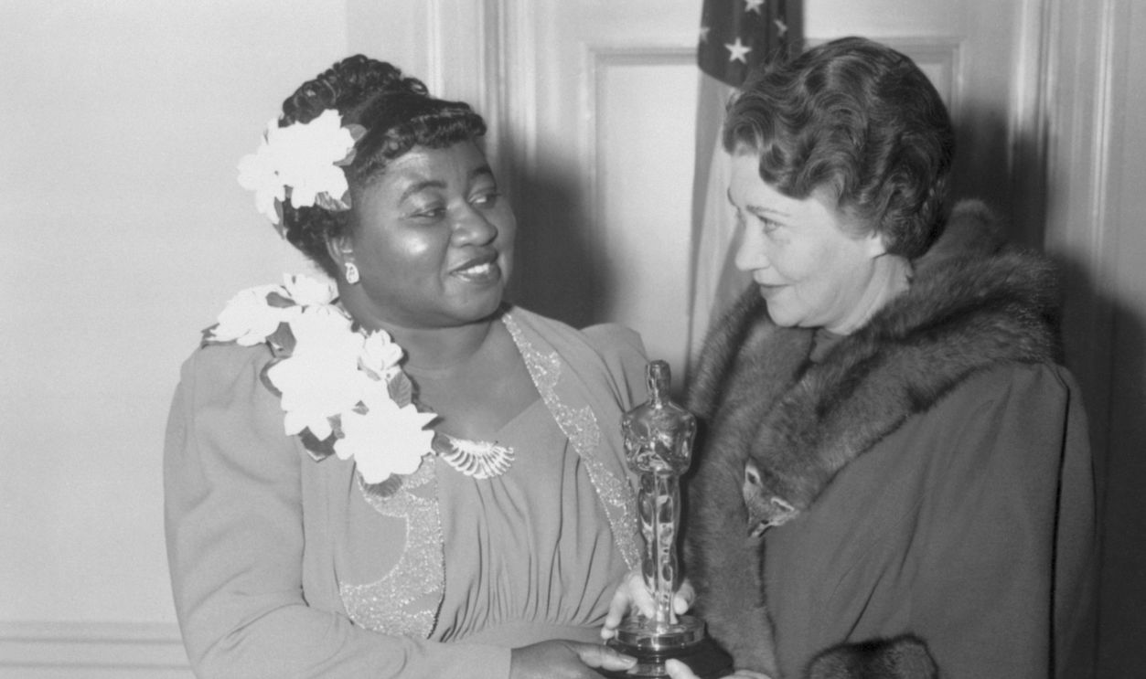 515167748 Actress Fay Bainter (right) presenting Hattie McDaniel
