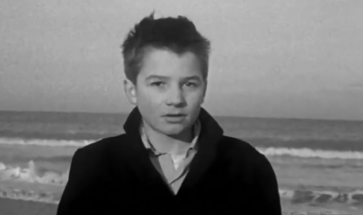Screenshot from The 400 Blows (1959)