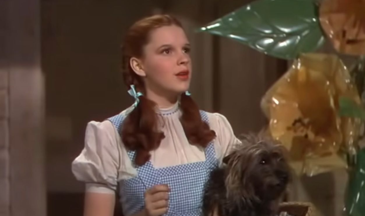 Screenshot from The Wizard of Oz (1939)