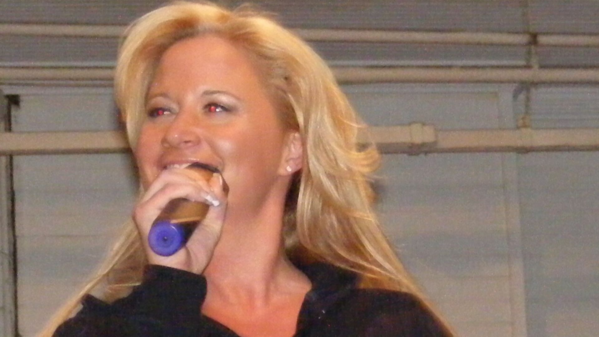 File:Tammy Sytch in April 2009 (cropped).jpg