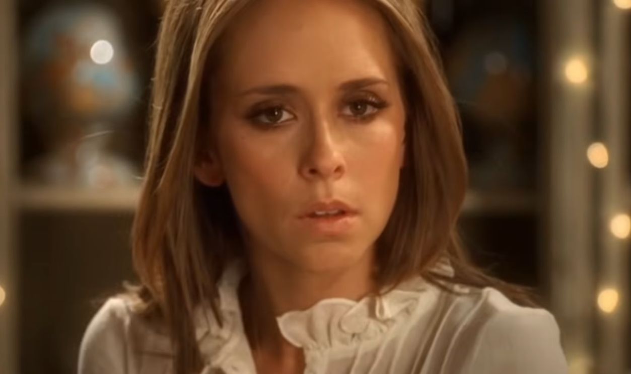 Screenshot from Ghost Whisperer (2005)