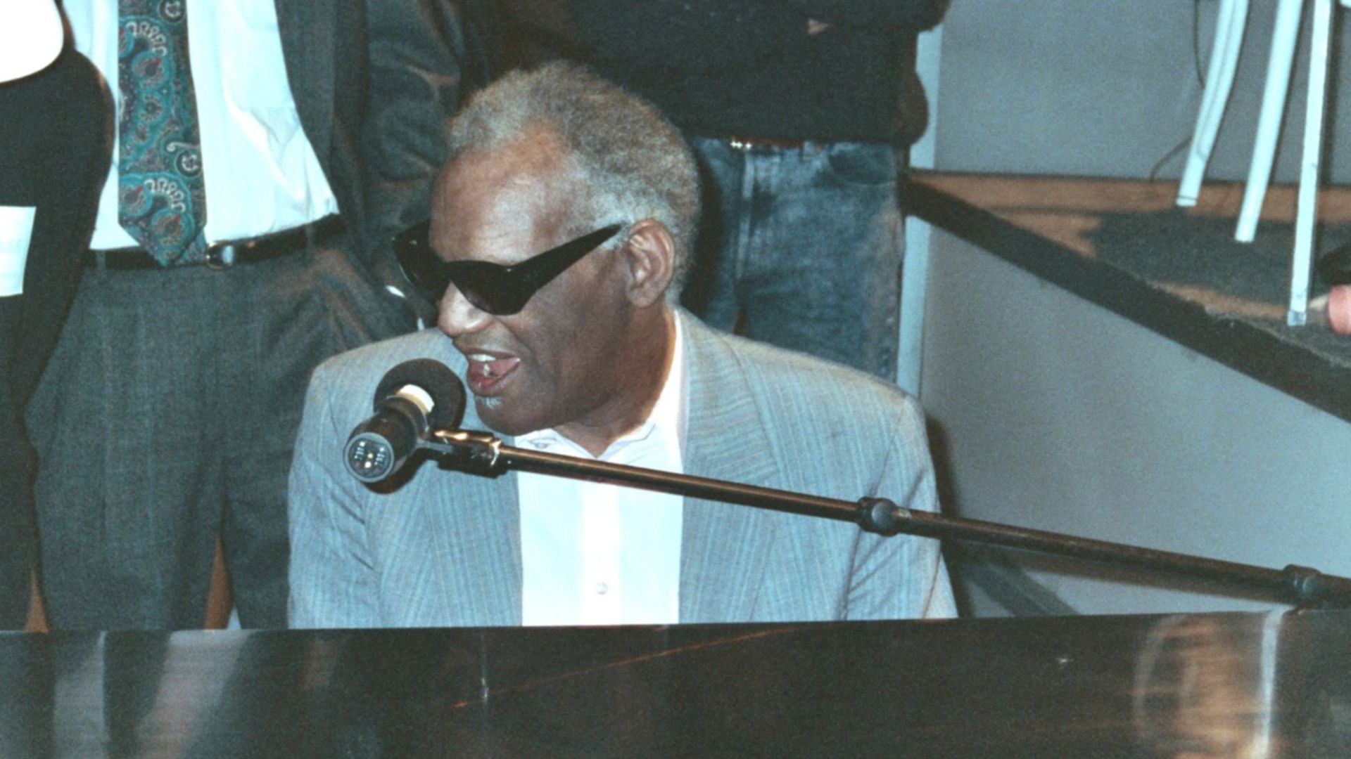 File:Ray Charles (2088342127).jpg