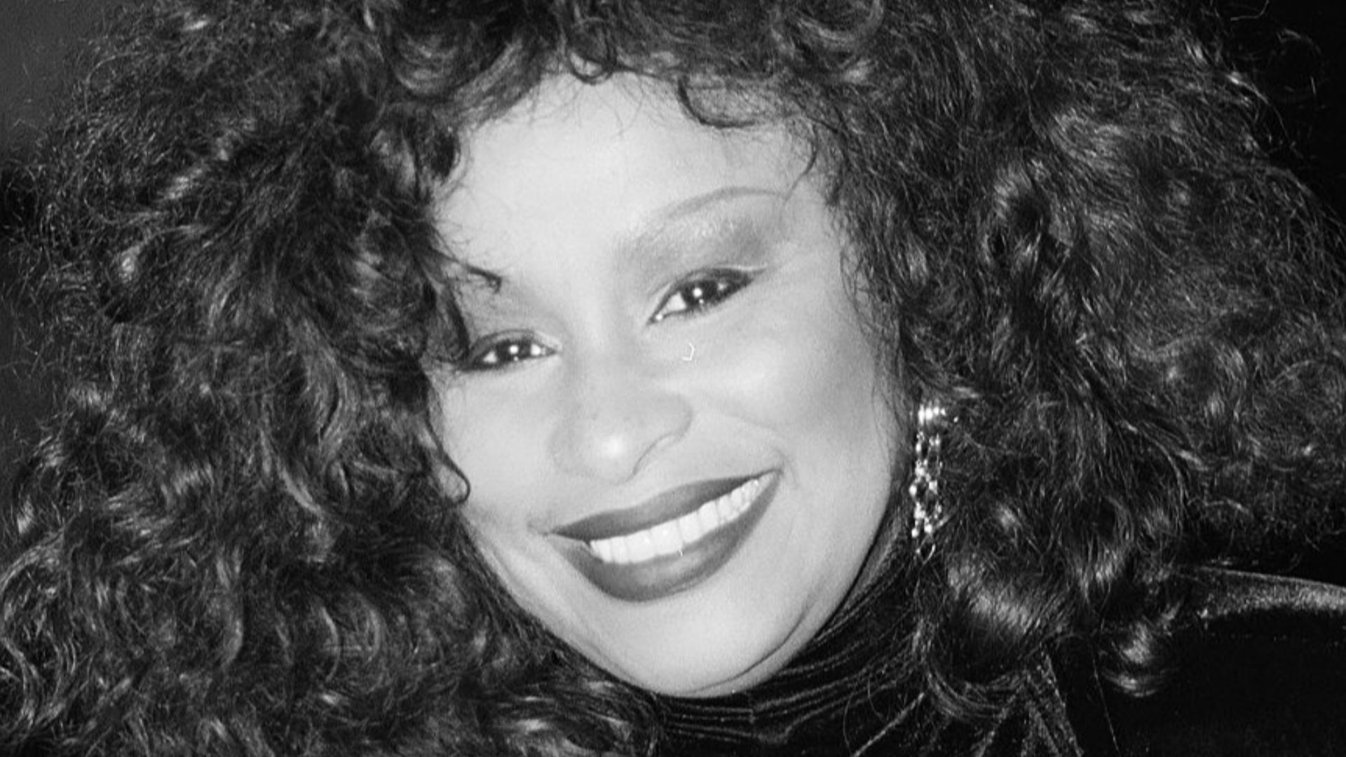 File:Chaka Kahn bw (49094906083).jpg