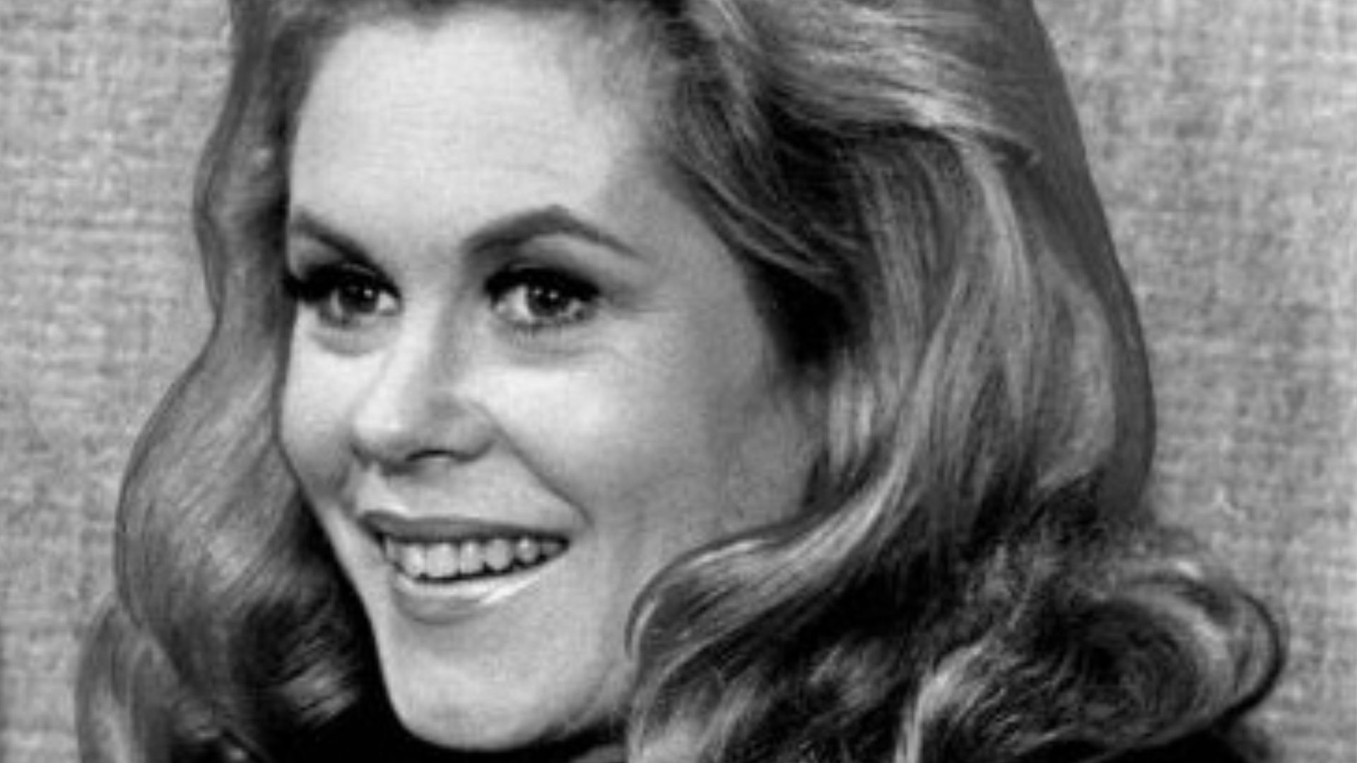 File:Bewitched Paul Lynde Elizabeth Montgomery 1968.jpg